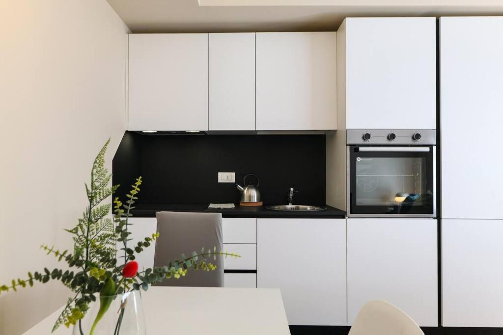 Apartament Primopiano - Jenner Mediolan Zewnętrze zdjęcie